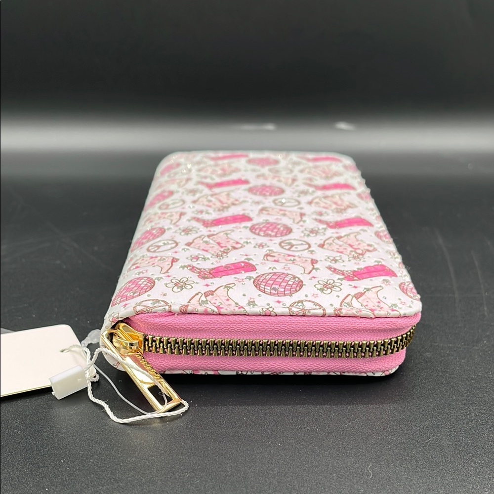 Unique Patterned Zip Around Wallet - Picture 5 of 6